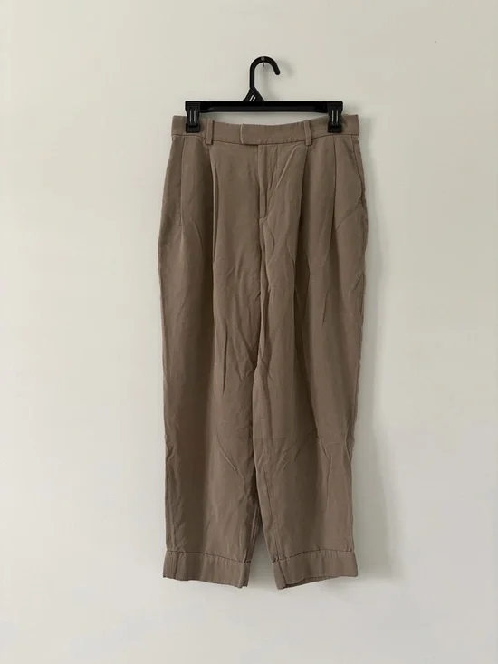 Everlane The Put Together Lyocell Pleated Front Tapered Leg Cuffed Hem Trousers - Picture 3 of 12